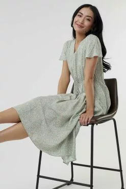 Sweet Salt Dress V Neck Butterfly Sleeve Waist Tie Mint